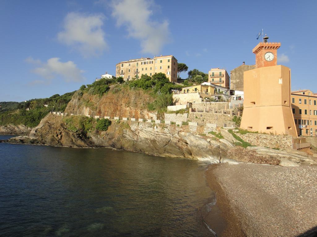 Casa Valdese Rio Marina 호텔 외부 사진